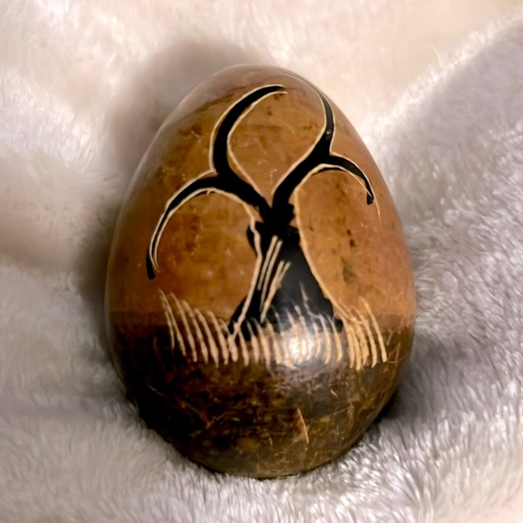 🦛 AFRICAN HAND CRAFTED BROWN/BLACK ETCHED HIPPO DECORATIVE STONE EGG by KENYA - Picture 2 of 8